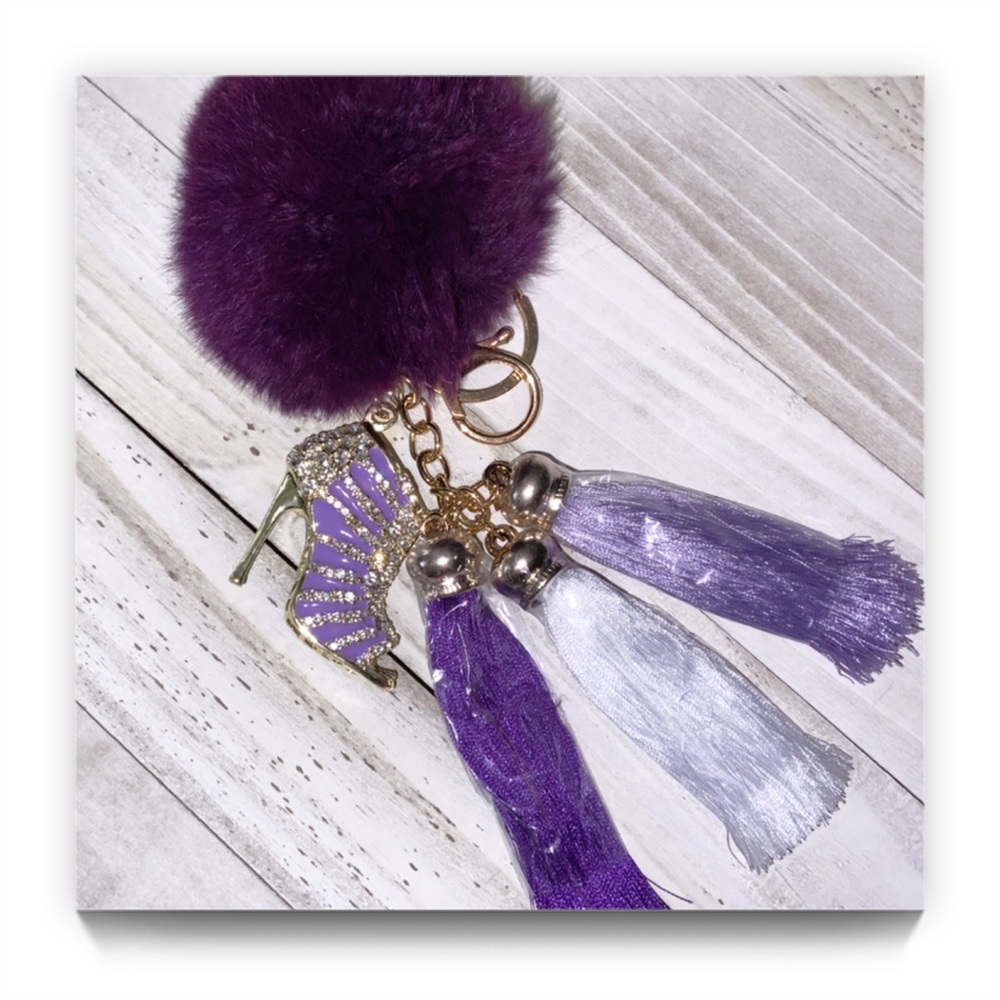 NEW PURPLE DELUXE BAG/KEY CHAIN